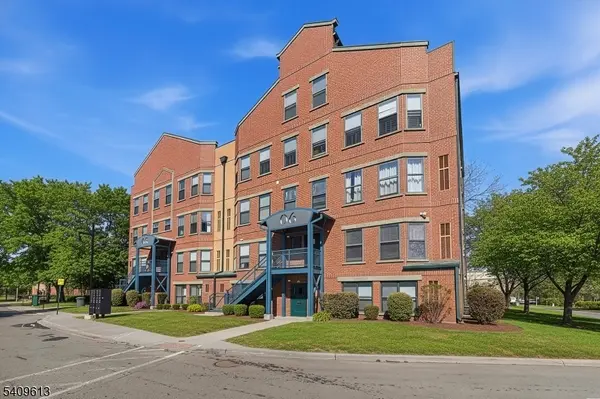 160 Lafayette St #401, Jersey City, NJ 07304