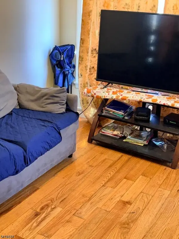 496 E 24Th St, Paterson City, NJ 07514