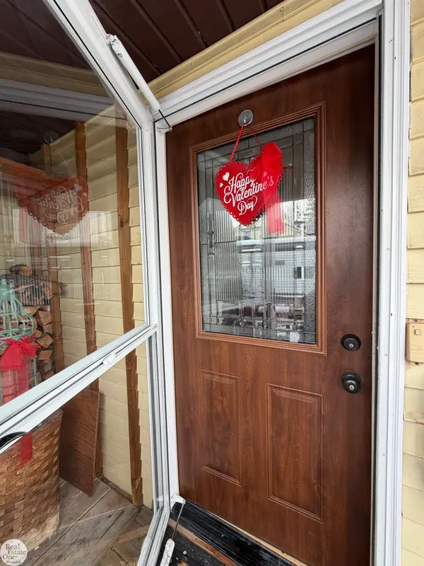 486 N Belle River AVE, Marine City, MI 48039