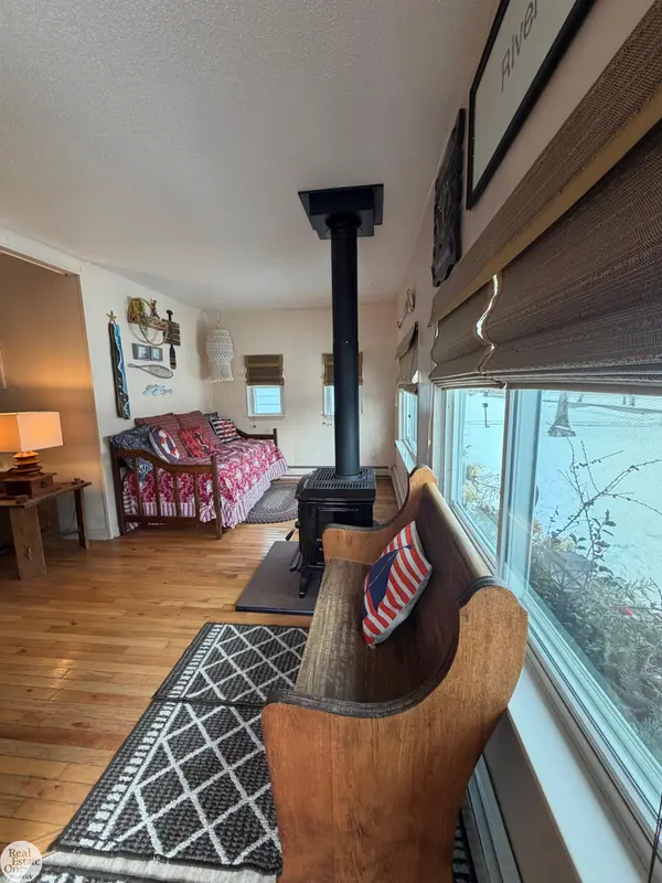 486 N Belle River AVE, Marine City, MI 48039