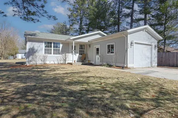 308 W Fourth ST, Gladwin, MI 48624