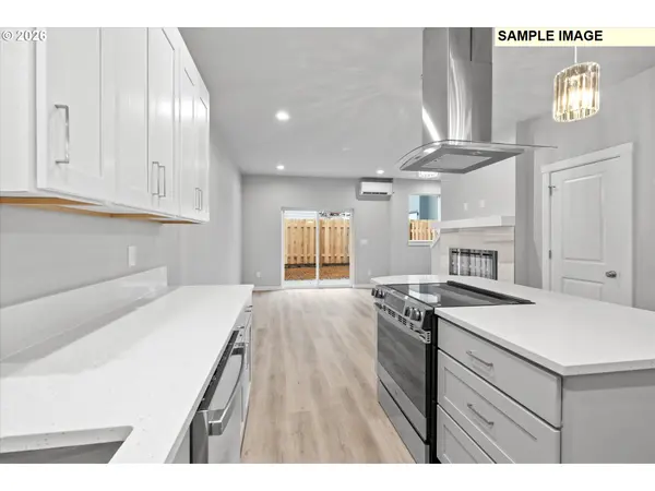 2455 NW 1ST DR, Gresham, OR 97030