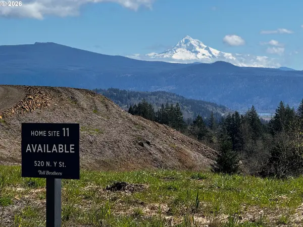 520 N Y ST, Washougal, WA 98671