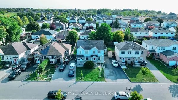 1544 Connery CRES, Oshawa, ON L1J 8G1