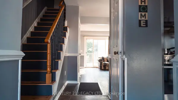 1544 Connery CRES, Oshawa, ON L1J 8G1