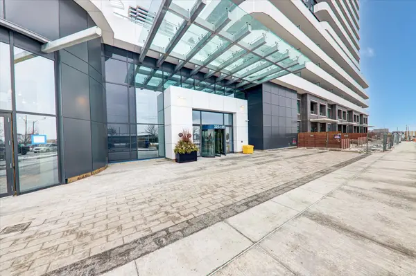 195 Commerce ST #1501, Vaughan, ON L4K 5Z7