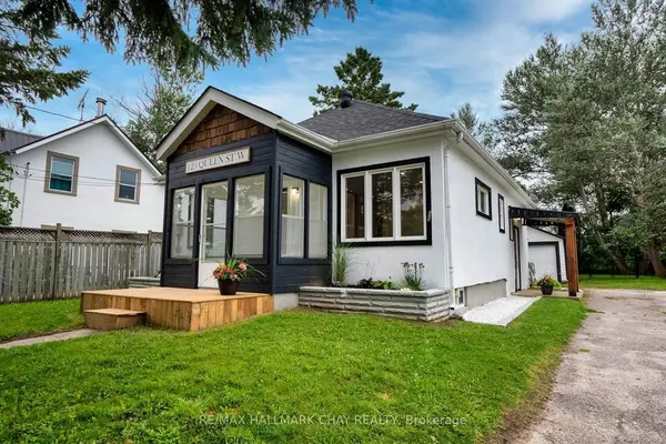 125 Queen ST W, Springwater, ON L0L 1P0