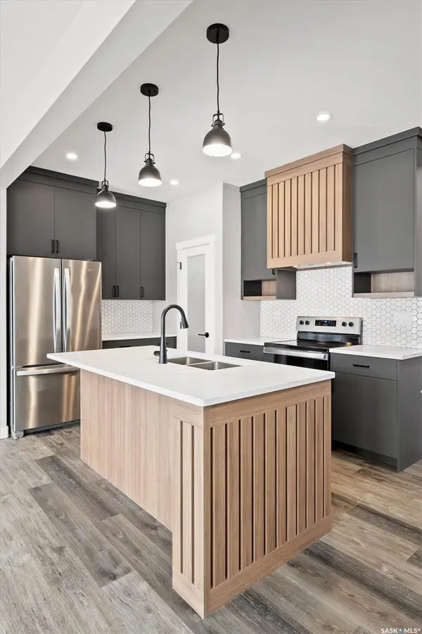 313 Veterans DRIVE, Warman, SK S0K 4S3