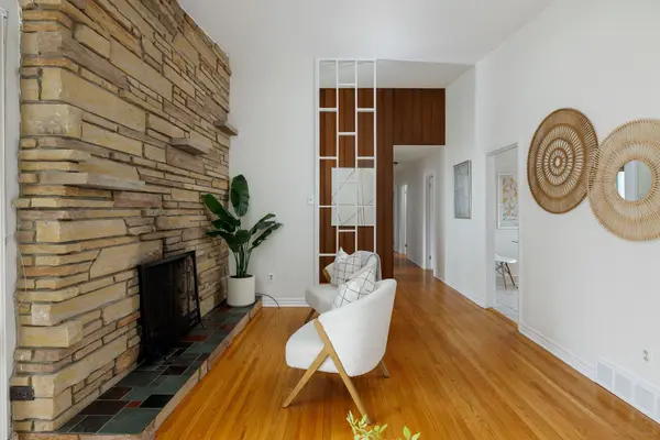 1106 Falgarwood DR, Oakville, ON L6H 1N9