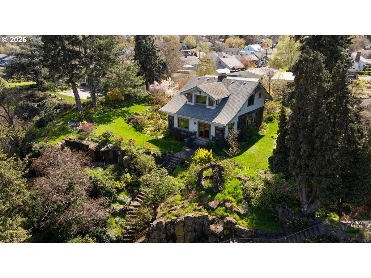 600 GARRISON ST, The Dalles, OR 97058