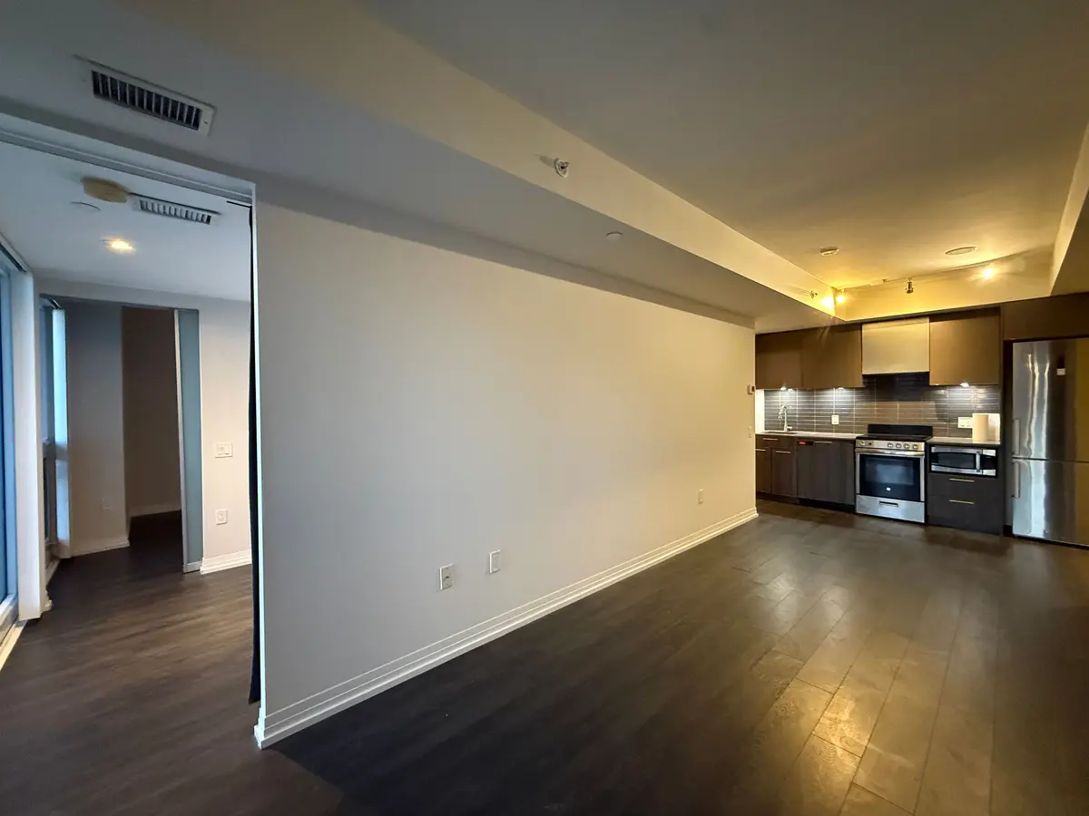 251 Jarvis ST #2210, Toronto C08, ON M5B 0C3