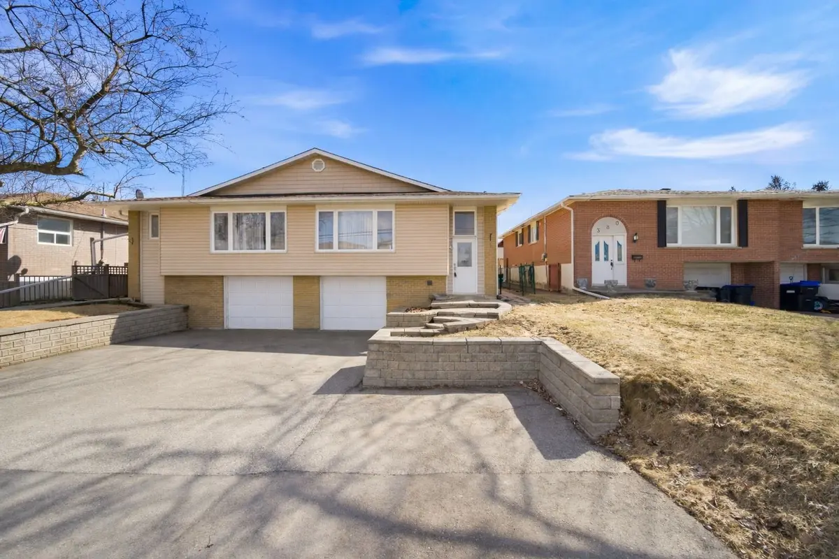 376 Agar AVE, Bradford West Gwillimbury, ON L3Z 1H5