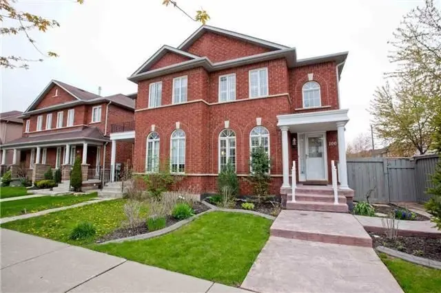 100 Castle Park BLVD, Vaughan, ON L4H 2R7