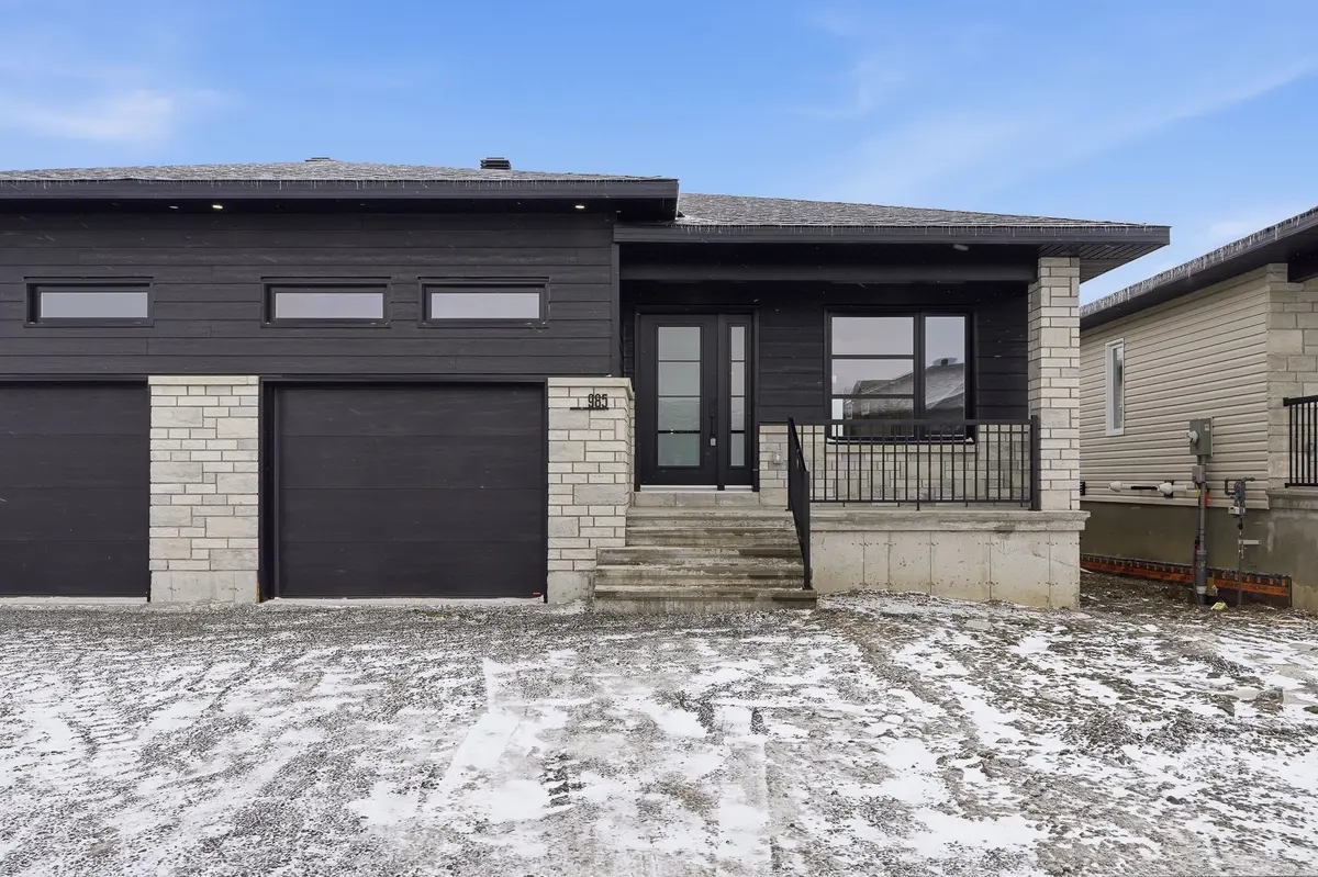 985 Katia ST, The Nation, ON K0A 2M0