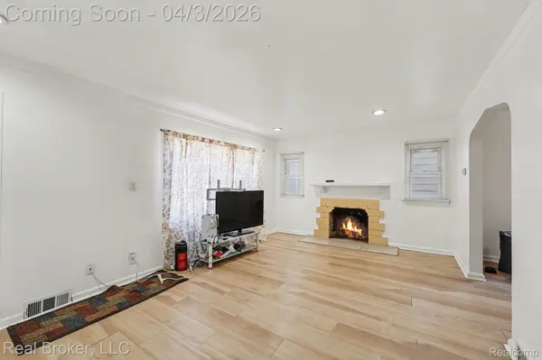 13595 Washburn ST, Detroit, MI 48238