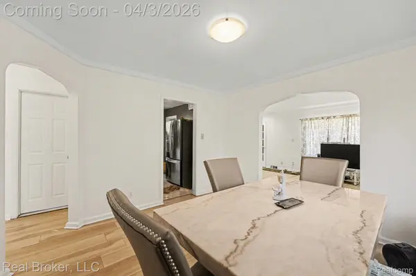 13595 Washburn ST, Detroit, MI 48238