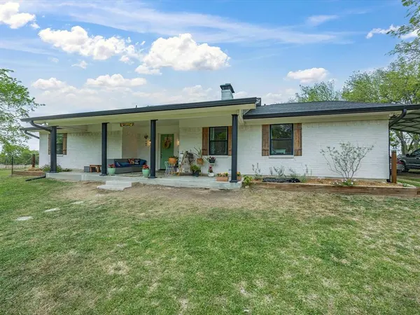 15720 W Highway 22, Blooming Grove, TX 76626