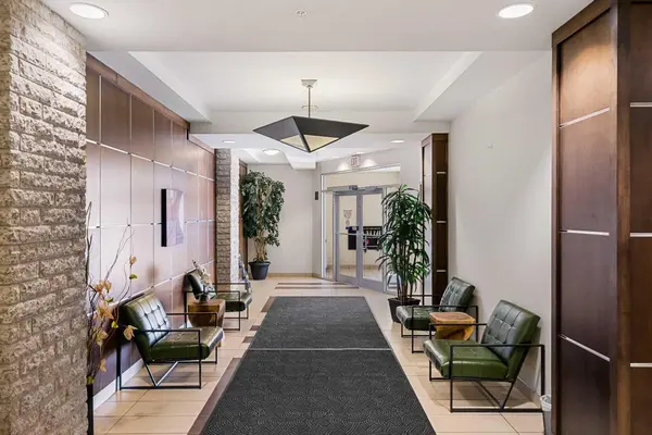 8710 Horton RD SW #1302, Calgary, AB T2V 0P7