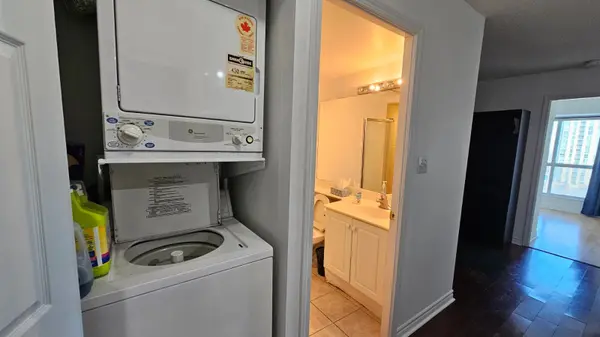 7 Lorraine DR #1516, Toronto C07, ON M2N 7H2