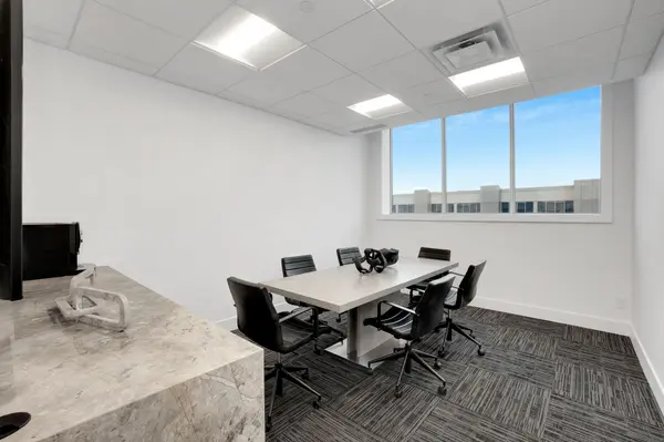 7611 Pine Valley (Upper) DR #7, Vaughan, ON L4L 0A2