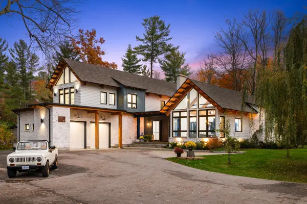 11 Sibbald CRES, Georgina, ON L0E 1R0