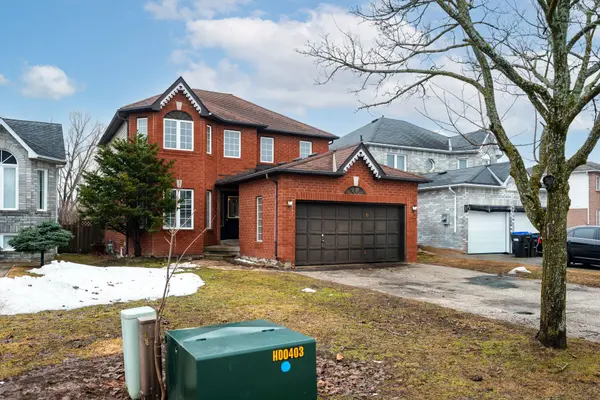 1101 Corrie ST, Innisfil, ON L9S 1T7