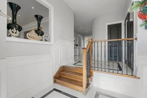 2 George McKenzie CT, Toronto W04, ON M9M 0E1