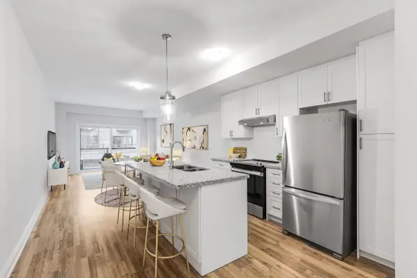 1760A Lawrence AVE W #85, Toronto W04, ON M6L 3C4