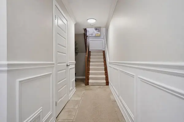 181 Plains RD W #29, Burlington, ON L7T 0B1