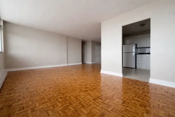 890 Jane ST #1202, Toronto W03, ON M6N 4C3