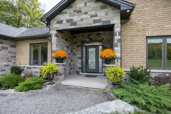 381 Sharpe Line, Cavan Monaghan, ON L0A 1C0