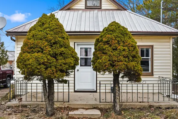 436 Frank ST, South Bruce Peninsula, ON N0H 2T0