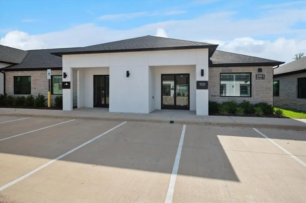 2001 Auburn Hills Parkway #303, Mckinney, TX 75071