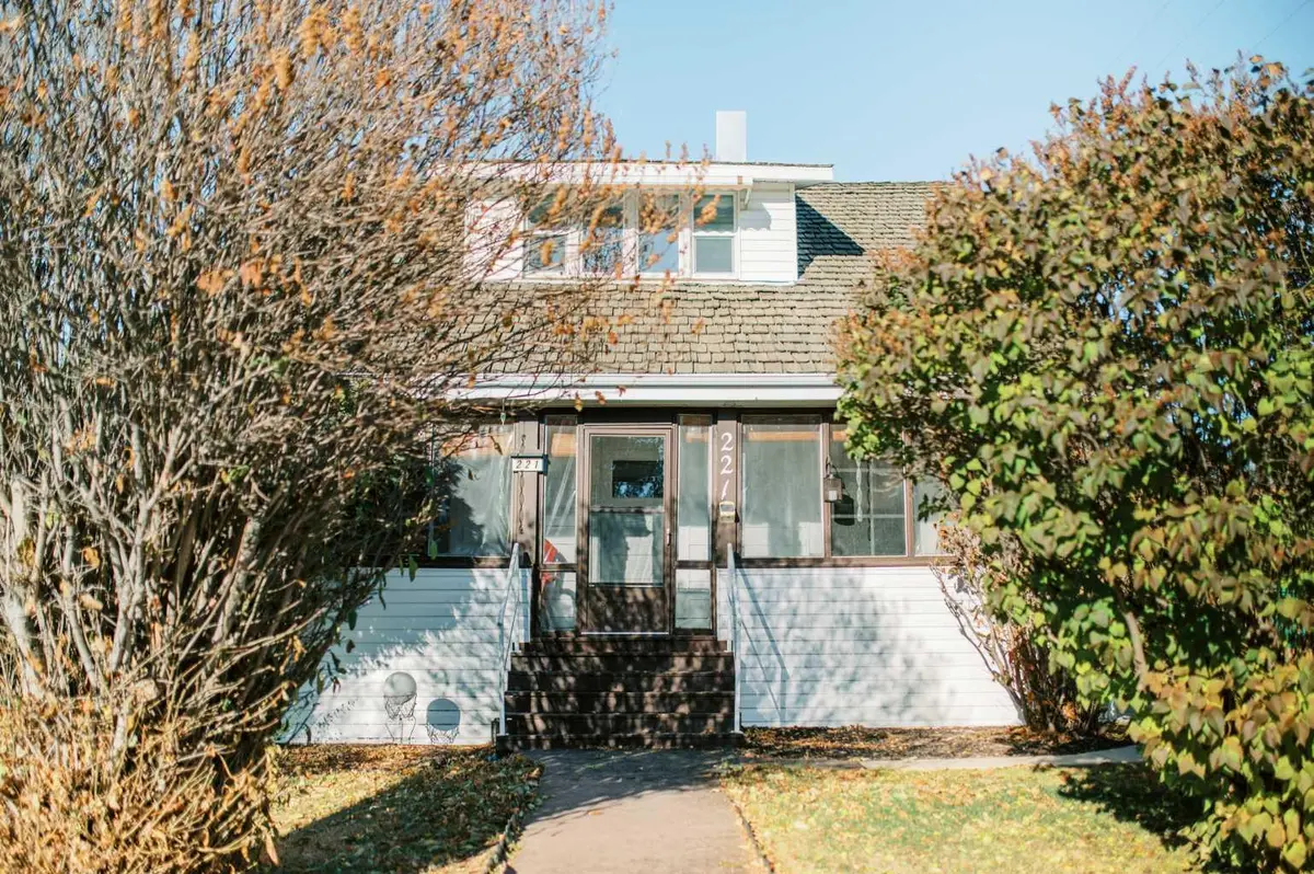 221 4th AVE S, Big Valley, AB T0J 0G0