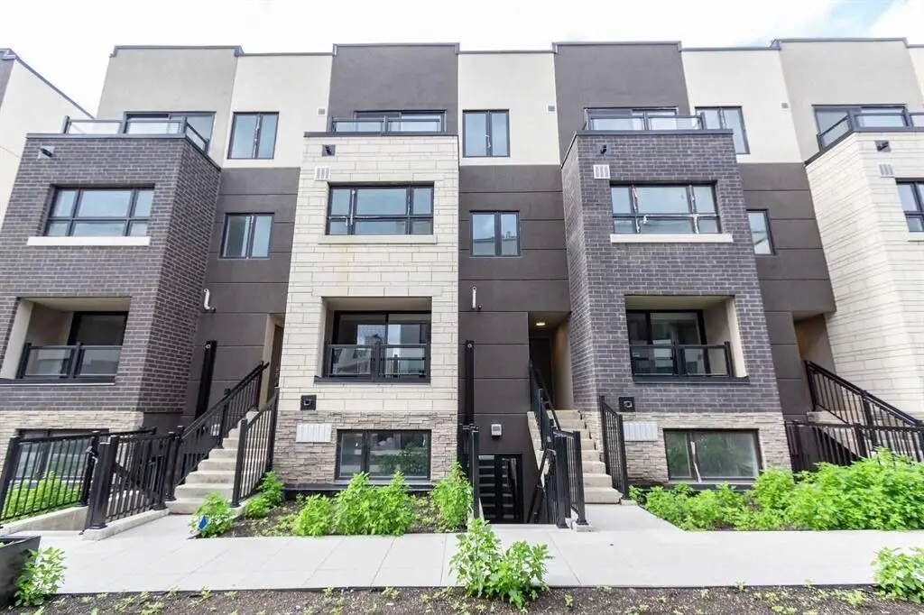 1139 Cooke BLVD #305, Burlington, ON L7T 4A8