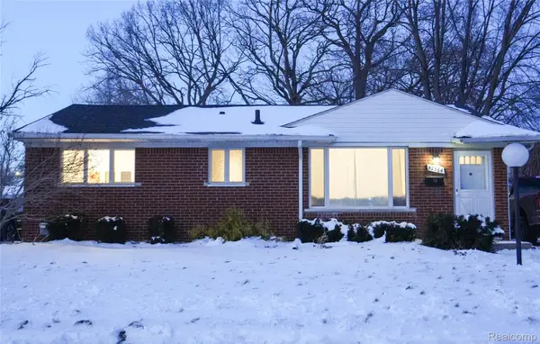 32564 Hazelwood ST, Westland, MI 48186