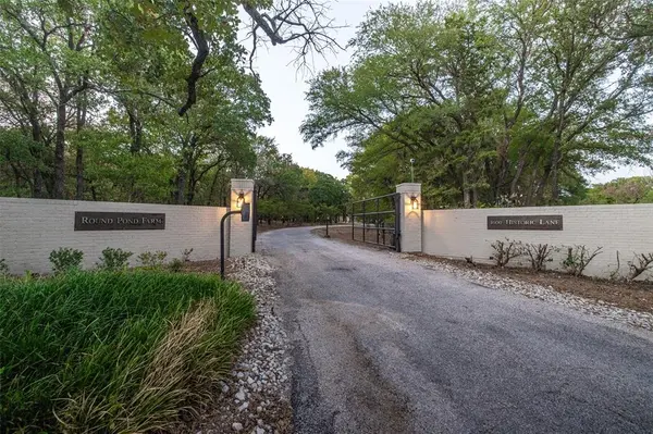 1600 Historic Lane, Cross Roads, TX 76227