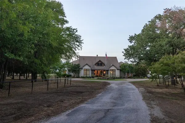 1600 Historic Lane, Cross Roads, TX 76227