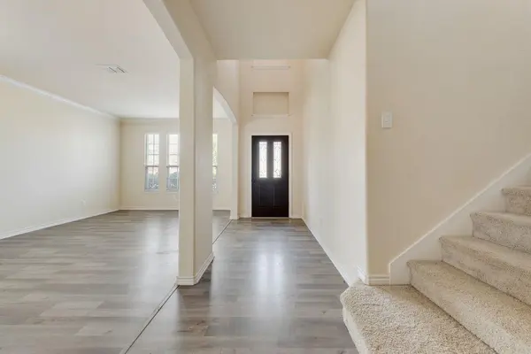 851 Grant Street, Burleson, TX 76028