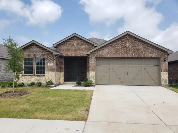 2711 Knollwood Trail, Crandall, TX 75114