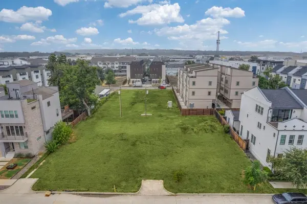 2818 Wingate Street, Fort Worth, TX 76107