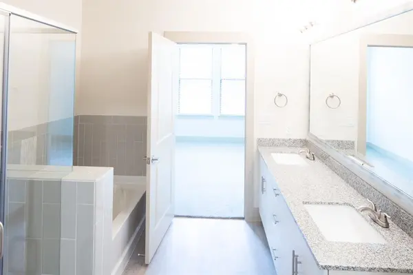 2100 Moser Avenue #115, Dallas, TX 75206