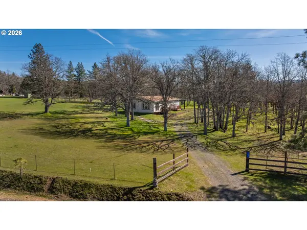 196 LYLE SNOWDEN RD, Lyle, WA 98635