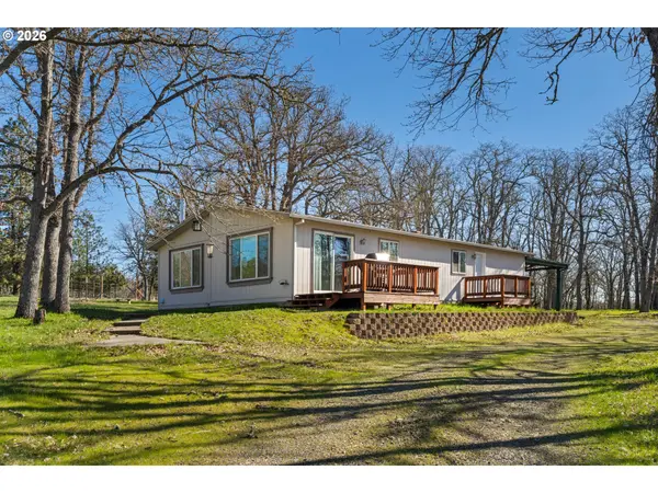 196 LYLE SNOWDEN RD, Lyle, WA 98635