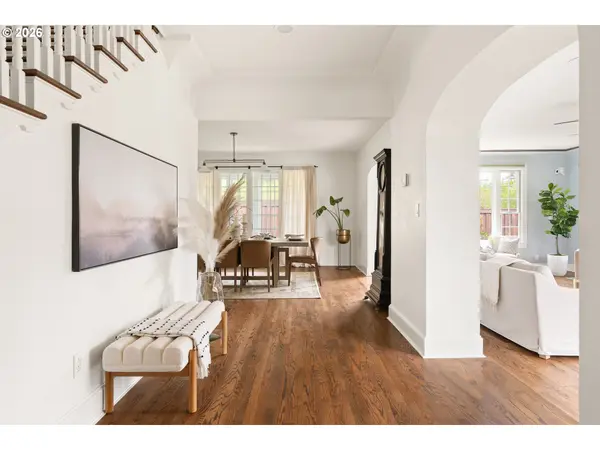 2261 NE 30TH AVE, Portland, OR 97212