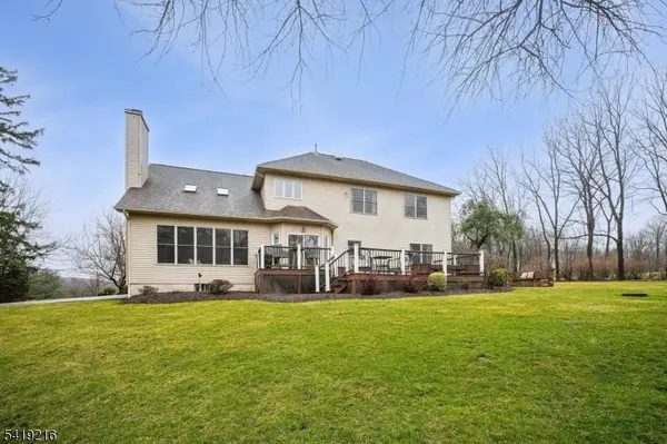 1 Trout Brook Ln, Randolph Twp., NJ 07945