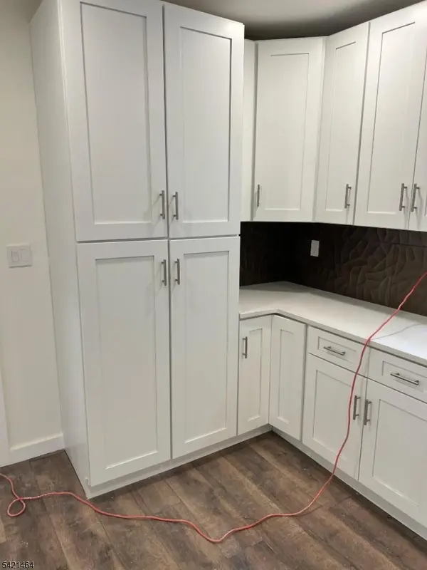 227 Palmer St #2, Elizabeth City, NJ 07202