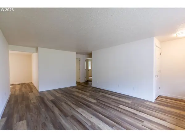 384 LOWER LAVISTA CT, Salem, OR 97304