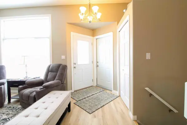 2310 57A AVE, Lloydminster, AB T9V 2W5