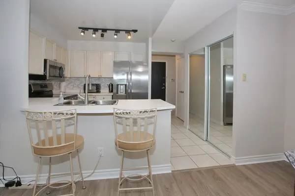 600 Queens Quay W #505, Toronto C01, ON M5V 3M3